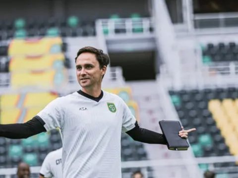 Paul Munster Ingin Persebaya Punya Mental Pemenang dan Kalahkan Bhayangkara FC